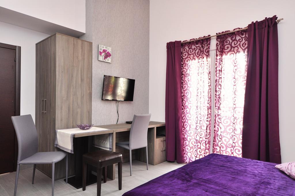 Apartments Zizic Kaštela الغرفة الصورة