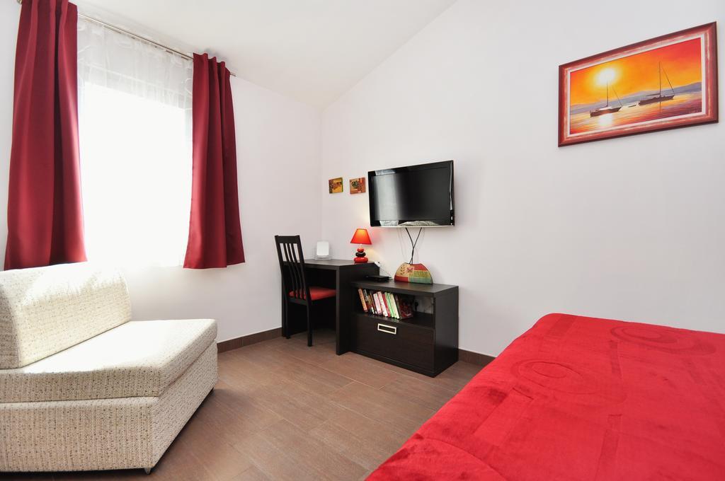 Apartments Zizic Kaštela الغرفة الصورة