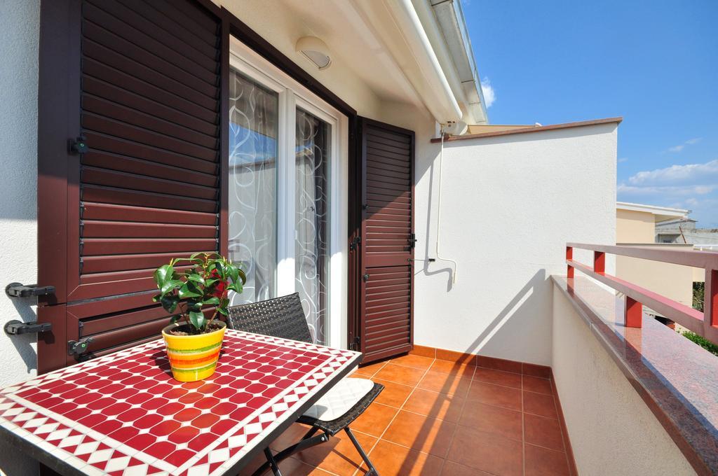 Apartments Zizic Kaštela الغرفة الصورة